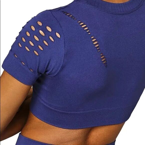 Seamless Ladder Crop Tee & Seamless Ladder Stitch Ankle Leggings
IVY PARK® - Picture 2 of 4